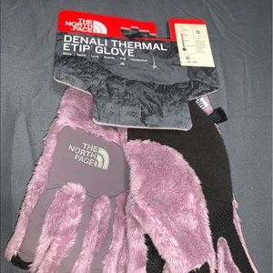 brand new north face gloves